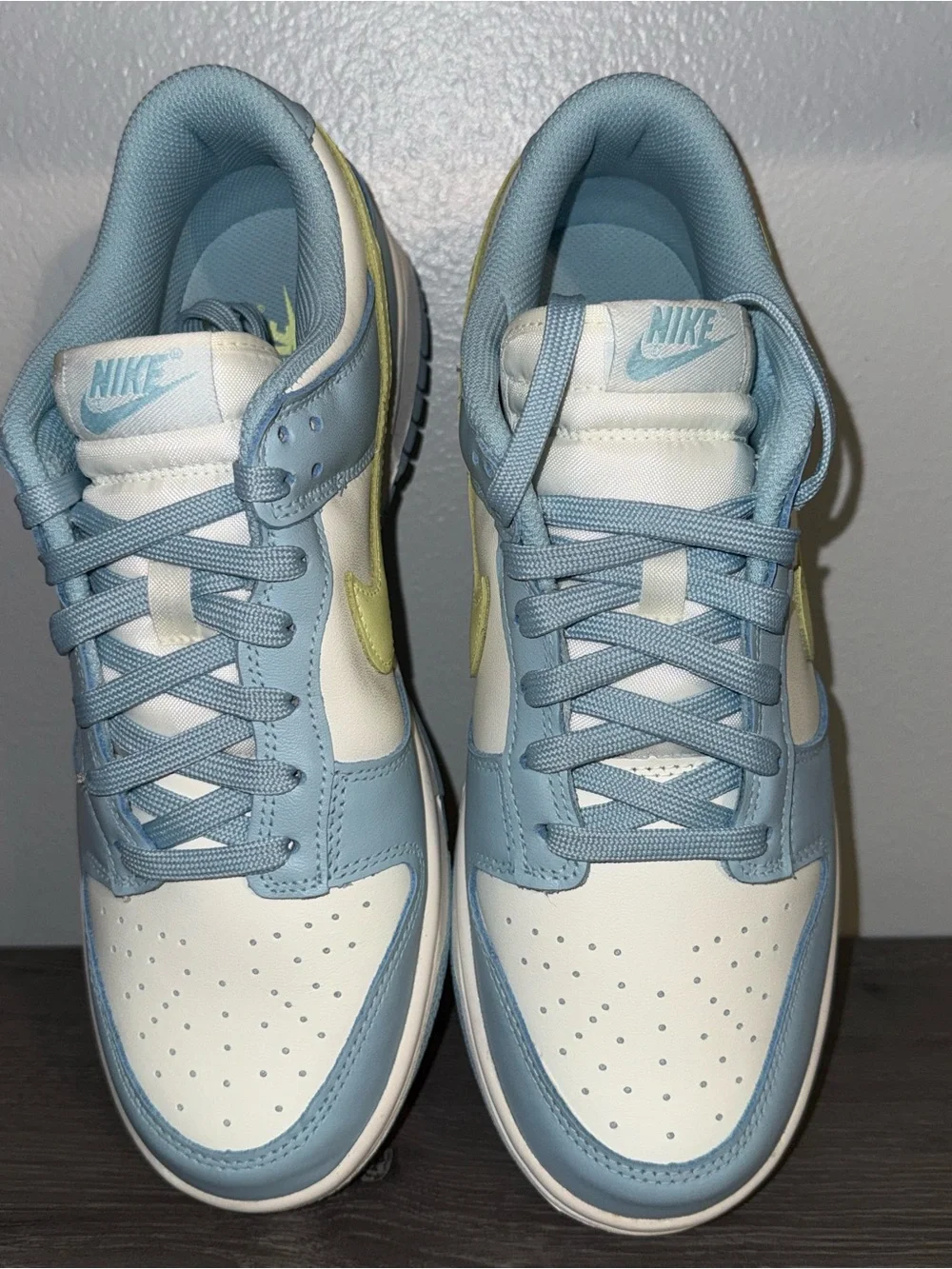 Women’s Nike Dunk Low Sneakers Sail/Citron Tint/Ocean Bliss Size 10 New In Box